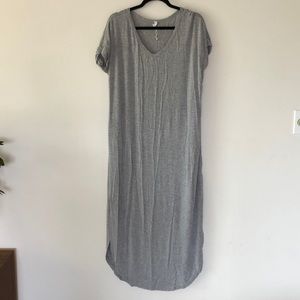 PINKBLUSH MATERNITY MAXI DRESS